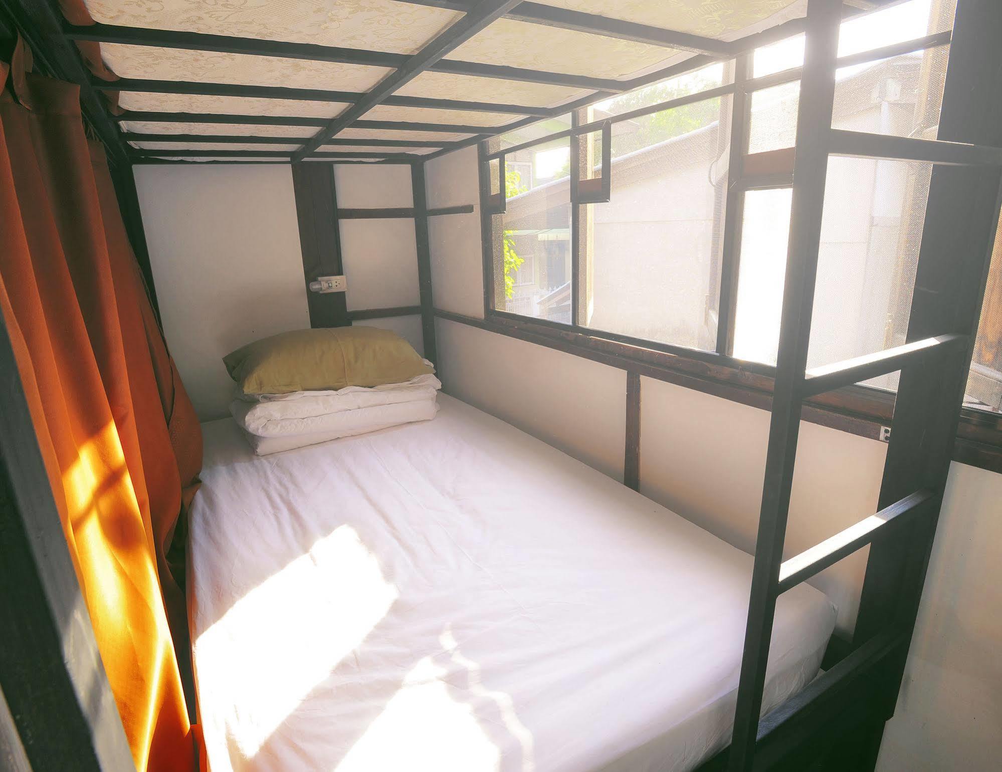 Manon Hostel Chiang Mai Exterior photo
