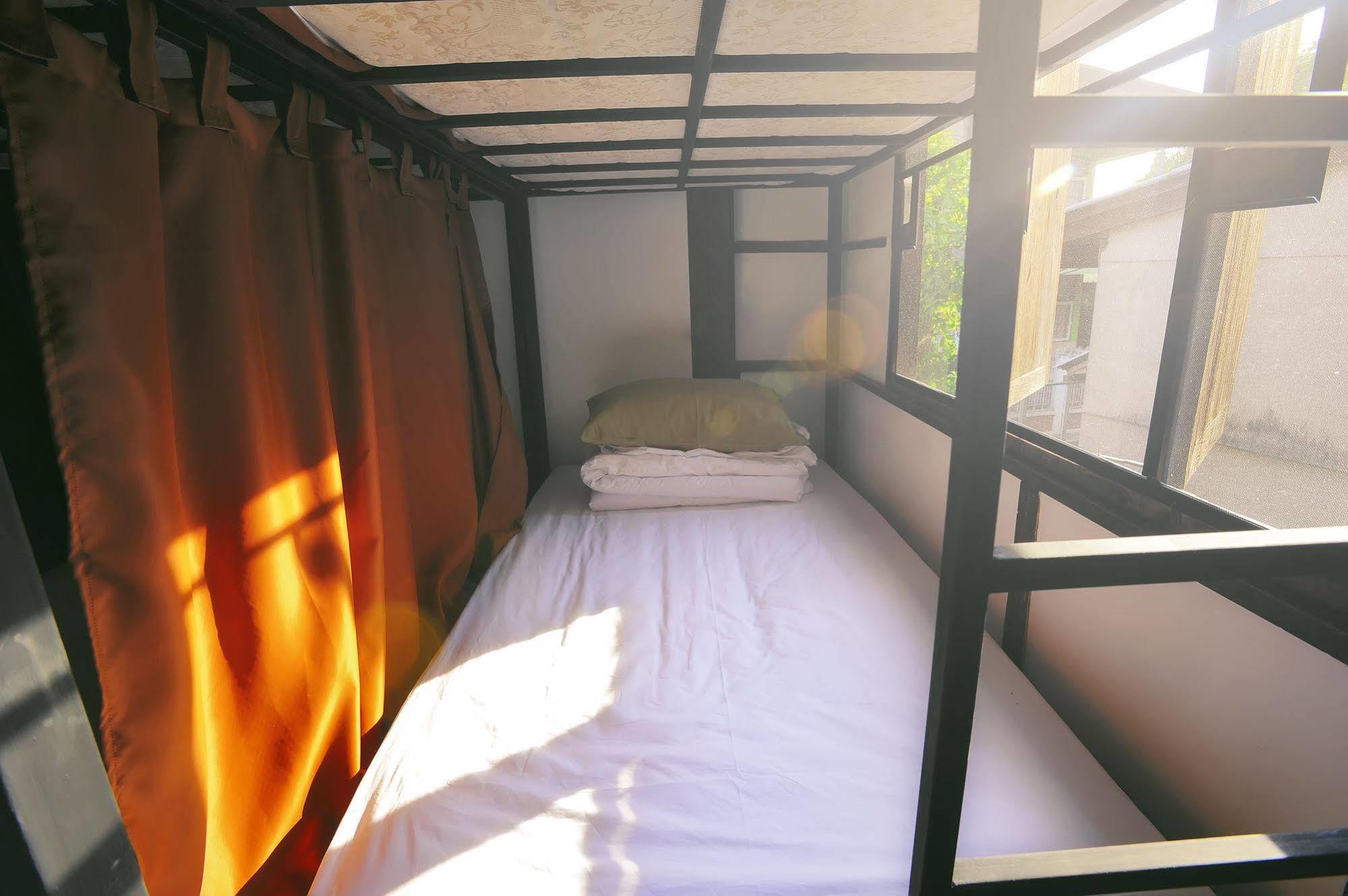 Manon Hostel Chiang Mai Exterior photo